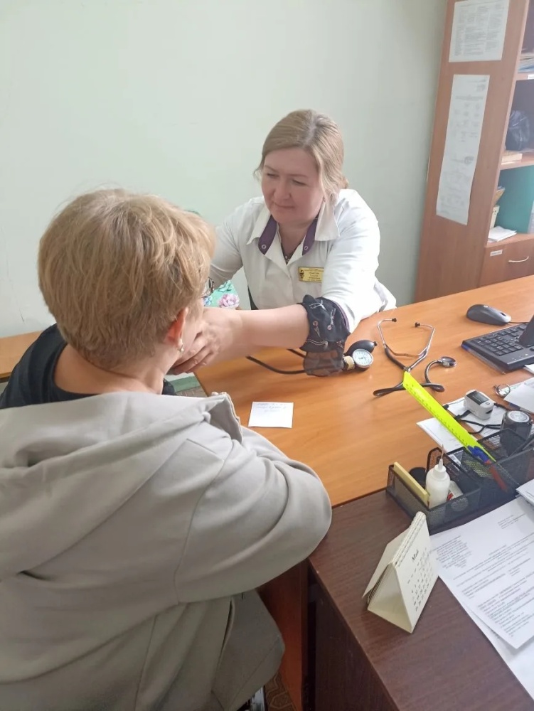 В поликлинике №1 провели важную лекцию о контроле артериальной гипертонии