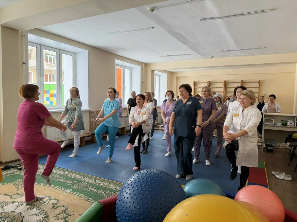 Утренние зарядки в детской поликлинике