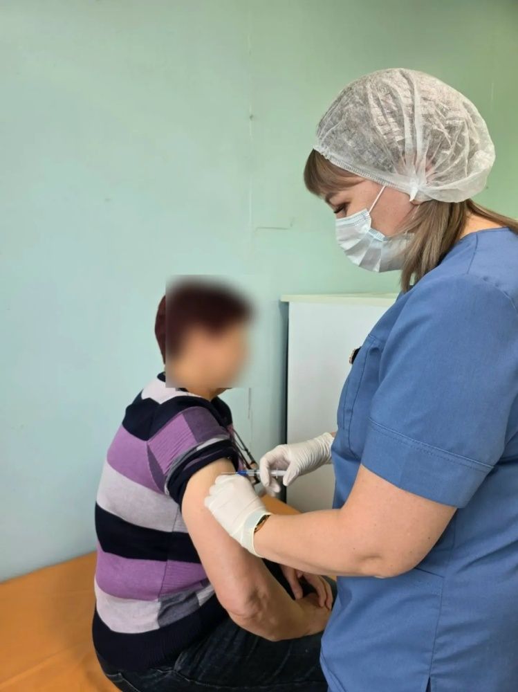 Приглашаем горожан на бесплатную вакцинацию от гриппа в поликлиники города
